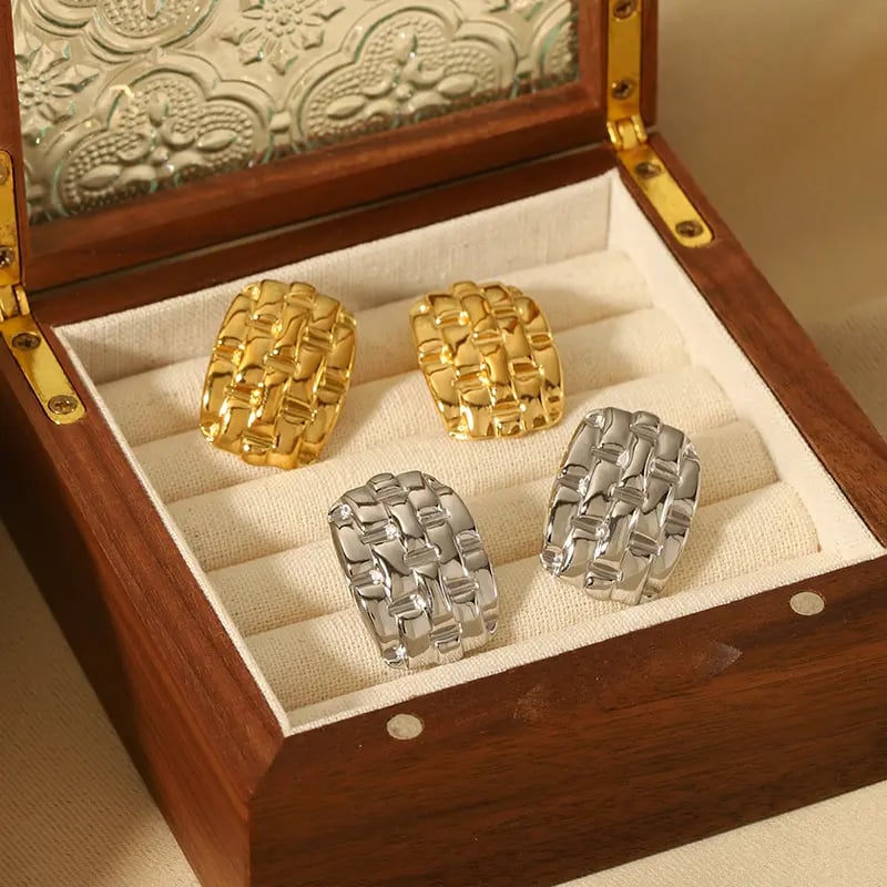 1 pair of personalized classic  gold-plated stainless steel geometric woven texture earrings for women's jewelry for daily wear 